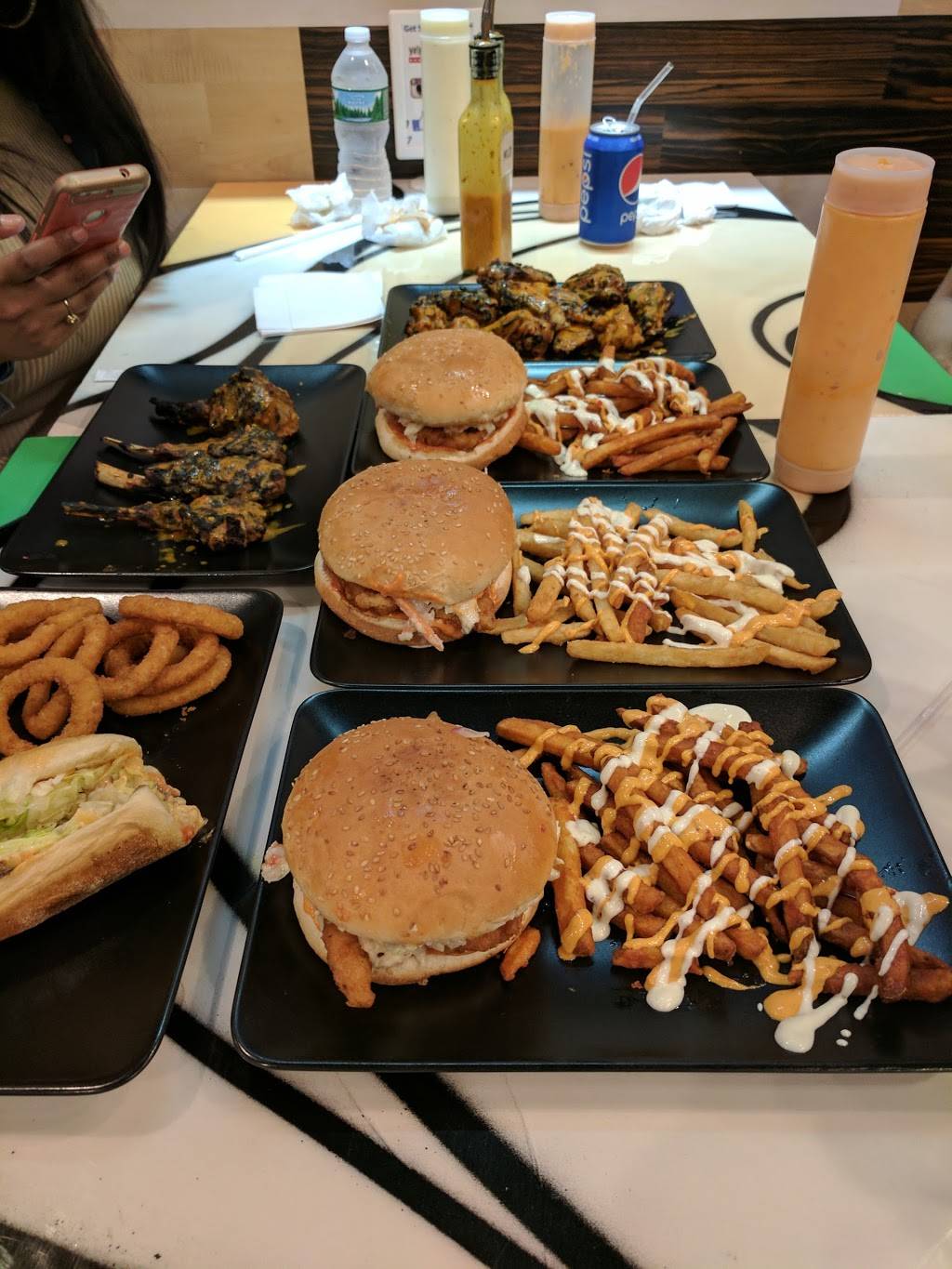 Chick In | restaurant | 23316 Hillside Avenue, Queens Village, NY 11427, USA | 7187763776 OR +1 718-776-3776