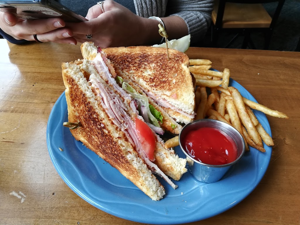 Rhodas Restaurant | restaurant | 116 Sutton Pl, Taos Ski Valley, NM 87525, USA | 5757762005 OR +1 575-776-2005