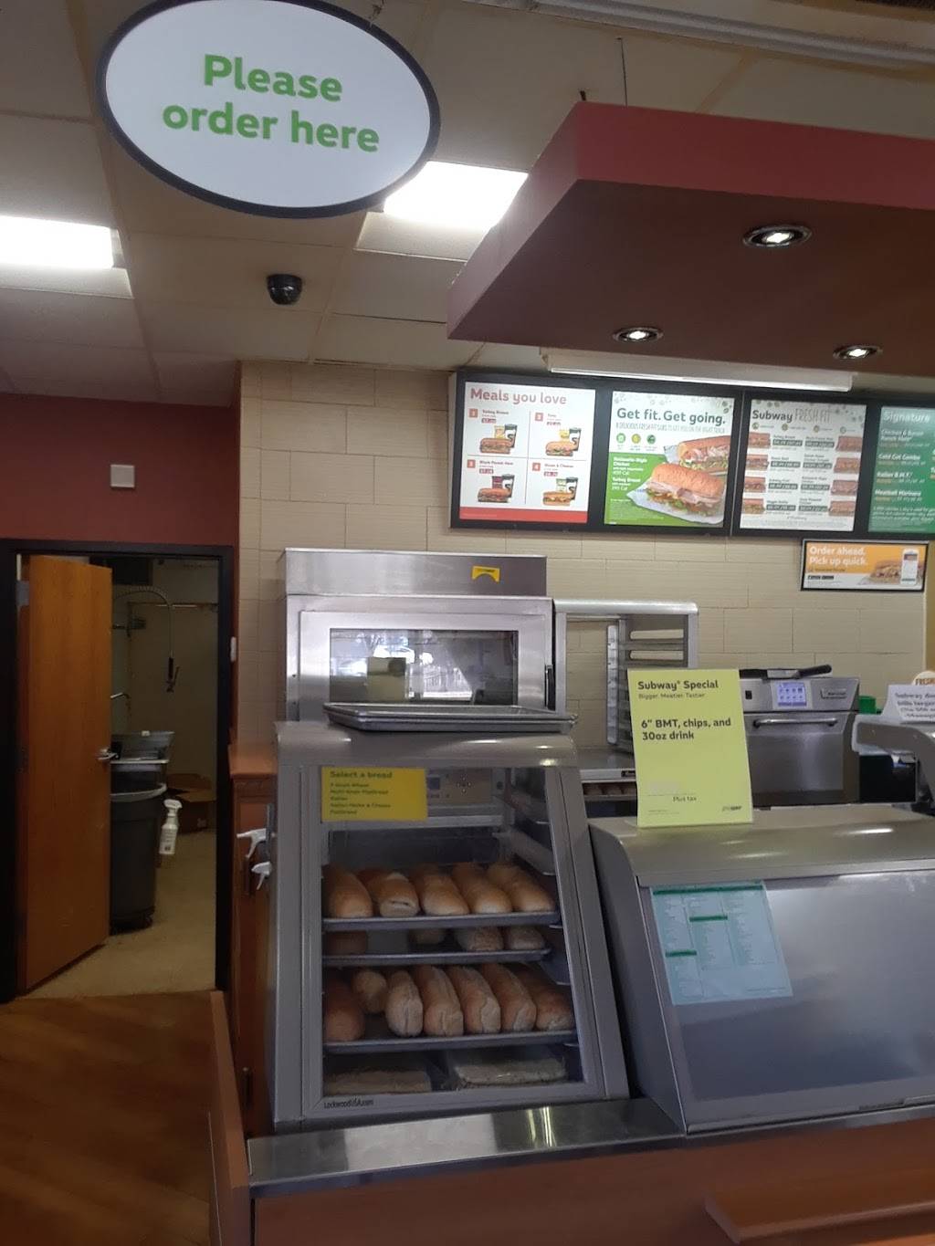 Subway Restaurants | restaurant | 1916 NW Cache Rd, Lawton, OK 73501, USA | 5802487827 OR +1 580-248-7827