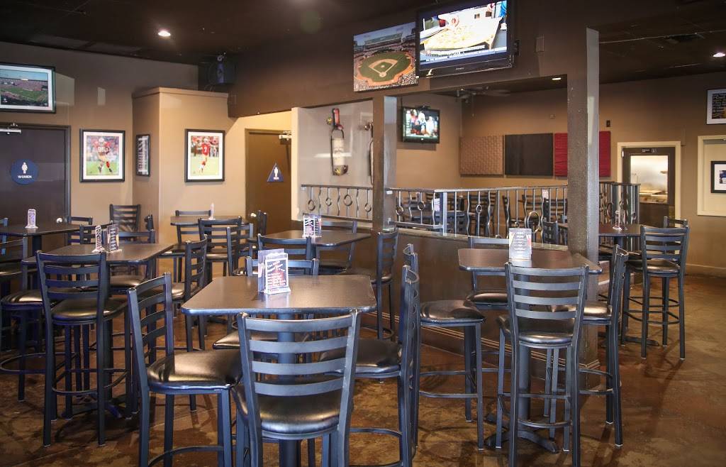 The Couch Sports Lounge | restaurant | 7431 Madison Ave, Citrus Heights, CA 95610, USA | 9169613342 OR +1 916-961-3342