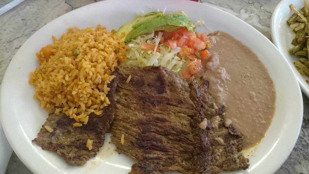 Taqueria Vallarta | restaurant | 2463 Nacogdoches Rd, San Antonio, TX 78217, USA | 2108268818 OR +1 210-826-8818