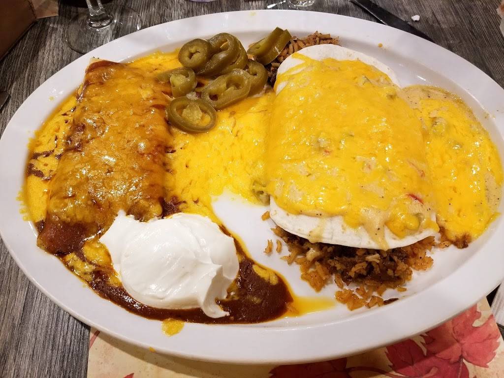 La Fiesta Mexican Restaurant & Cantina | restaurant | 102 Tecumseh St, Dundee, MI 48131, USA | 7345295055 OR +1 734-529-5055