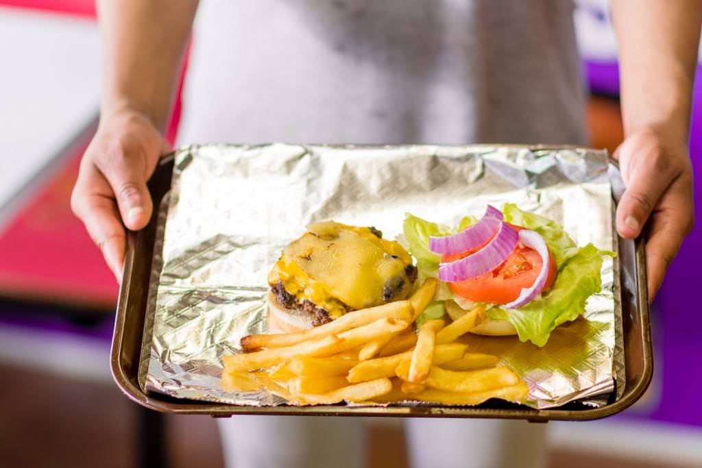 Otis And Clydes | restaurant | 8204 Alabama Hwy 69 S, Tuscaloosa, AL 35405, USA | 2053314123 OR +1 205-331-4123