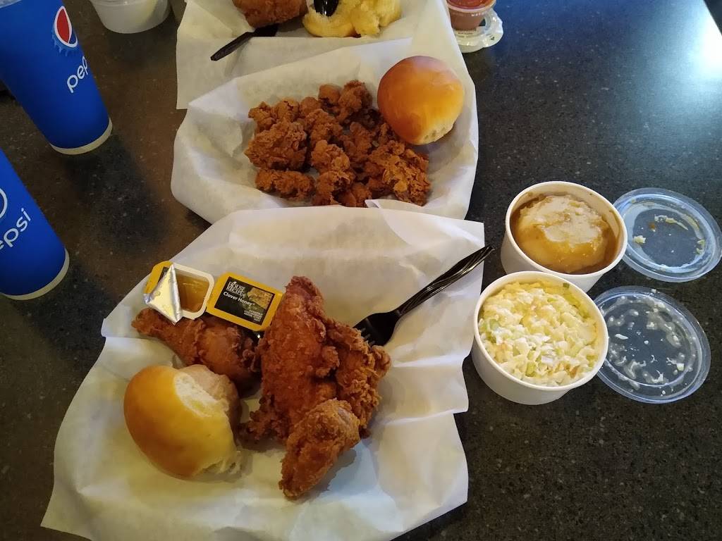 Ezells Famous Chicken | meal takeaway | 2020 S 320th St suite m, Federal Way, WA 98003, USA | 2064292634 OR +1 206-429-2634