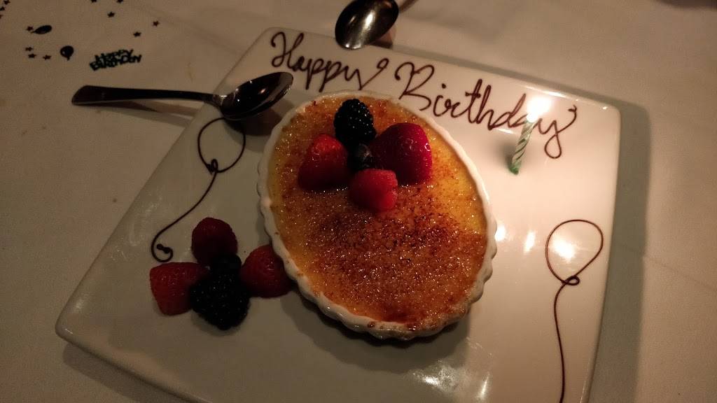 Ruths Chris Steak House | restaurant | 4100 Monument Corner Dr Suite 101, Fairfax, VA 22030, USA | 7032661004 OR +1 703-266-1004