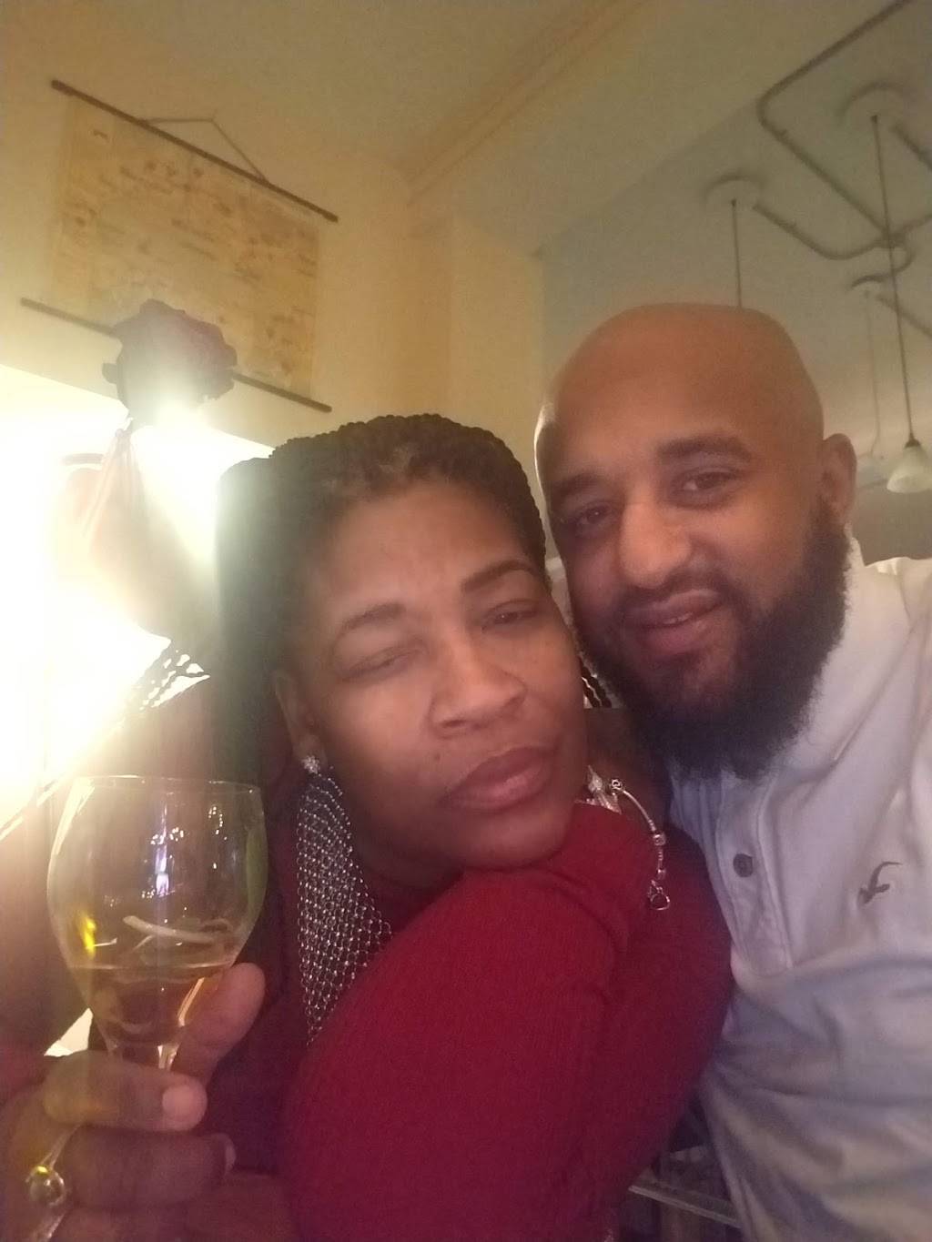 The Osteria at Camelot | restaurant | 901 Oak St, Columbus, OH 43205, USA | 6144418860 OR +1 614-441-8860