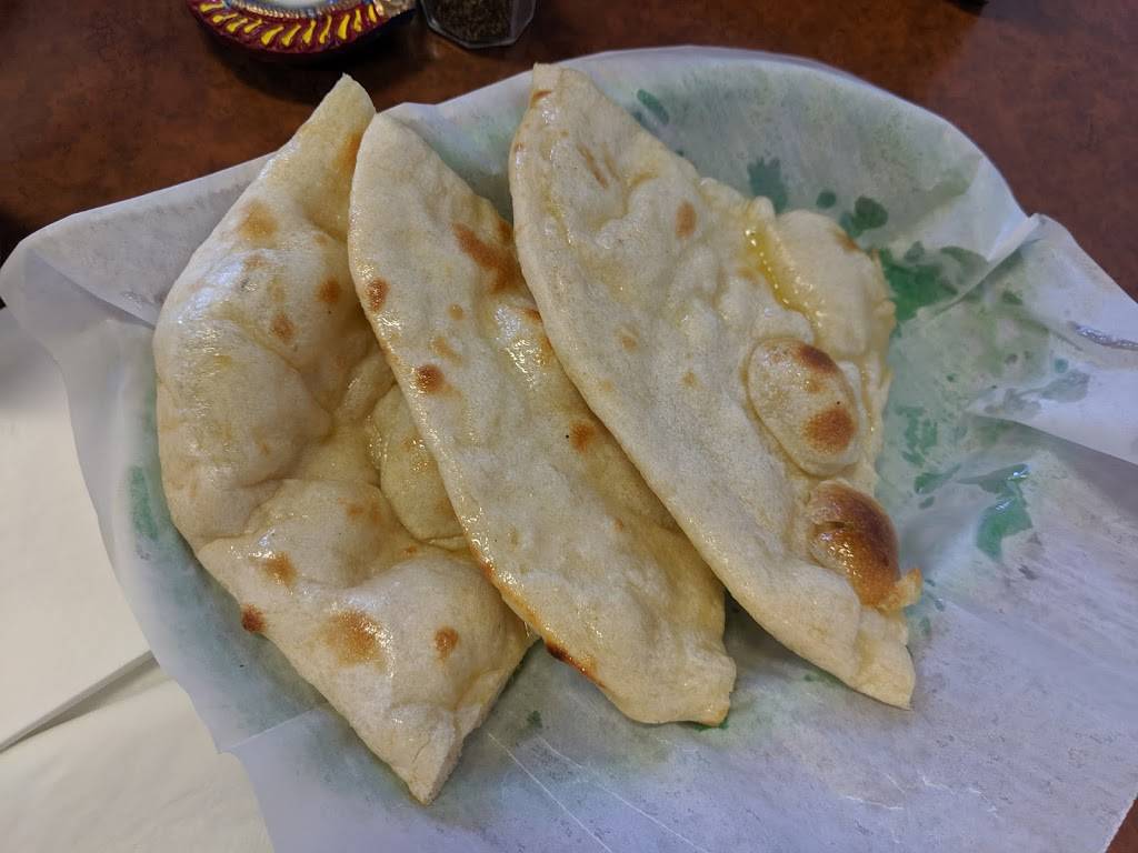 Thumka Indian Express | restaurant | 2737 W Algonquin Rd, Algonquin, IL 60102, USA | 8478296992 OR +1 847-829-6992