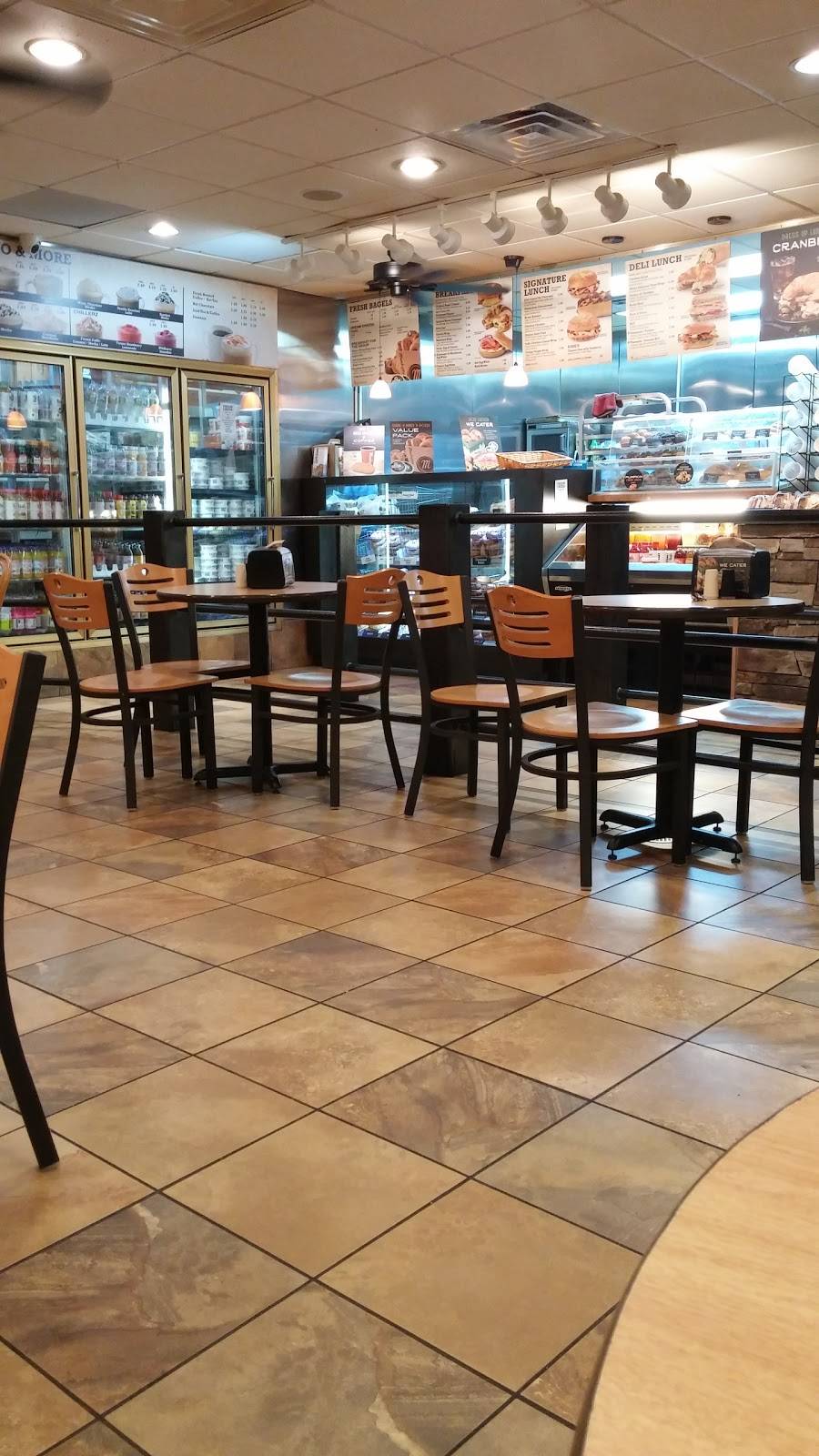 Manhattan Bagel | cafe | 400 W Main St, Middletown, DE 19709, USA | 3023788404 OR +1 302-378-8404