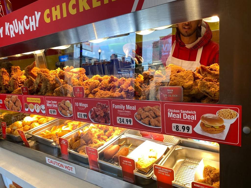 Krispy Krunchy Chicken | restaurant | 2660 Mason St, San Francisco, CA 94133, USA | 4158008637 OR +1 415-800-8637