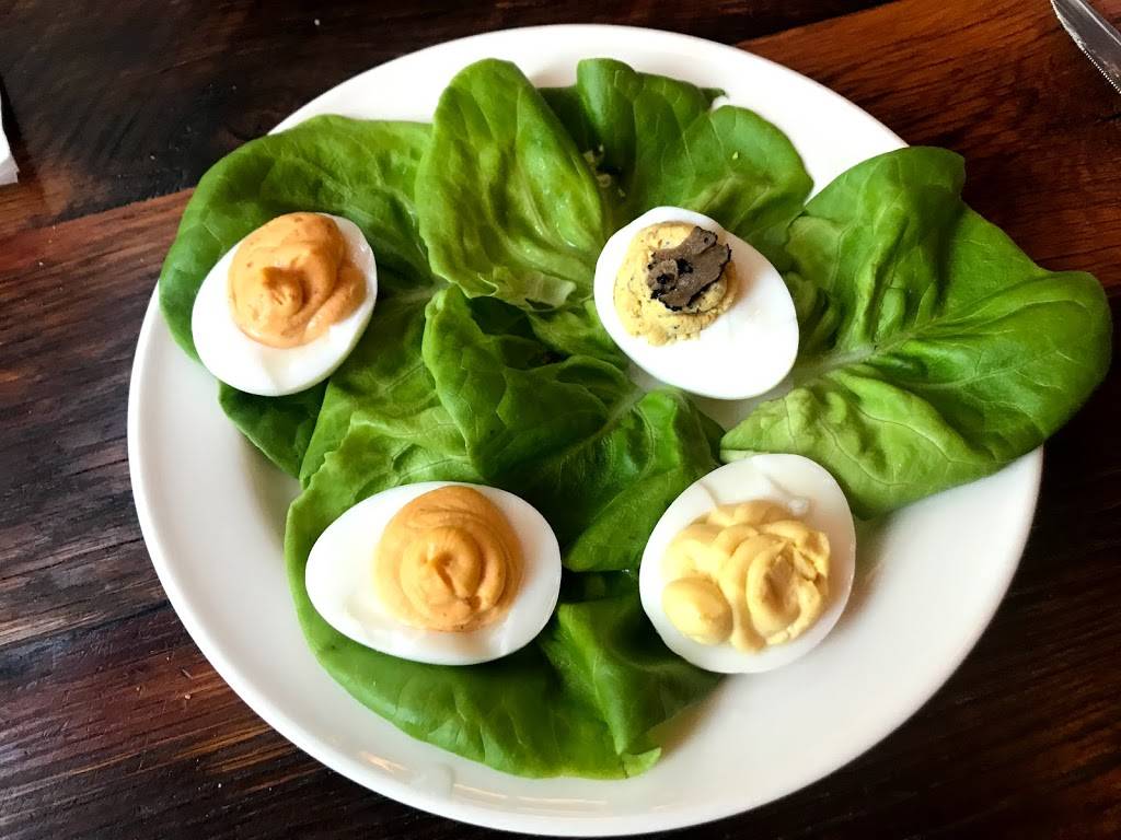 Maxims 22 | restaurant | 322 Northampton St, Easton, PA 18042, USA | 6102522622 OR +1 610-252-2622