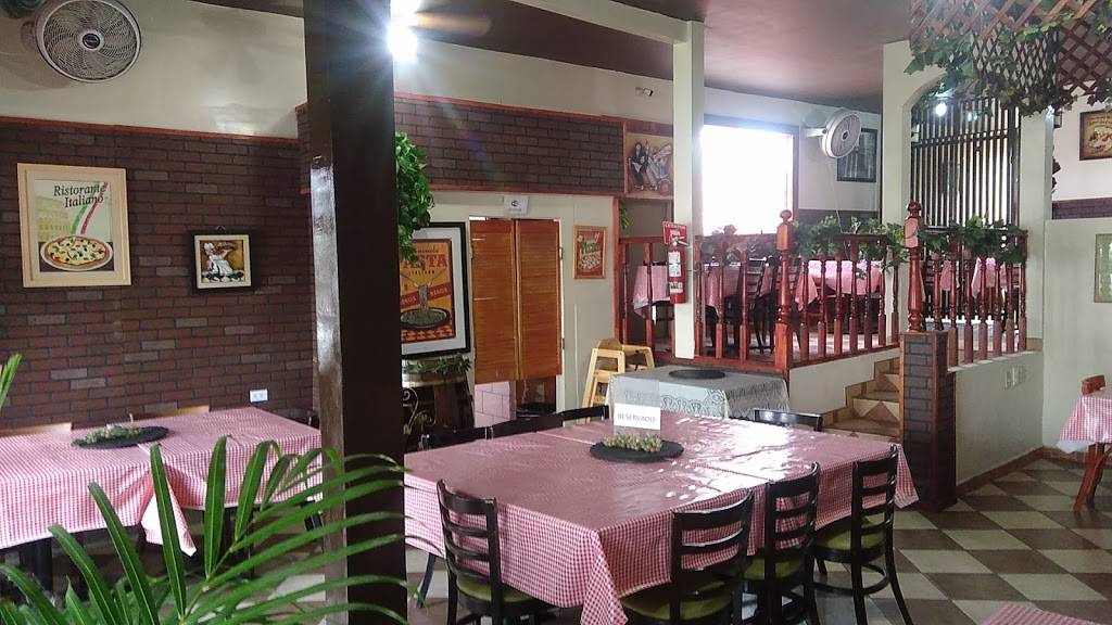 Pizza Club | restaurant | Calle Novena 818, Colas Delmatamoros, 22204 Tijuana, B.C., Mexico | 016646297156 OR +52 664 629 7156