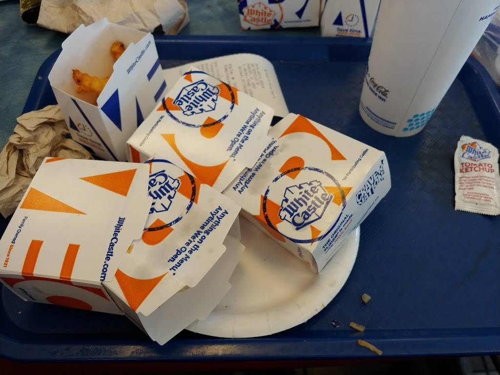 White Castle | restaurant | 448 Versailles Rd, Frankfort, KY 40601, USA | 8008432728 OR +1 800-843-2728