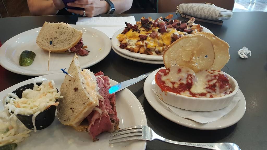 Saeb Thai & Noodles | restaurant | 226 W Bitters Rd #124, San Antonio, TX 78216, USA | 2105453354 OR +1 210-545-3354