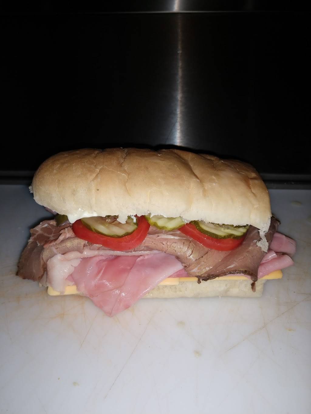 Merls Tavern | meal takeaway | 304 Shattuck Rd, Saginaw, MI 48604, USA | 9897515140 OR +1 989-751-5140