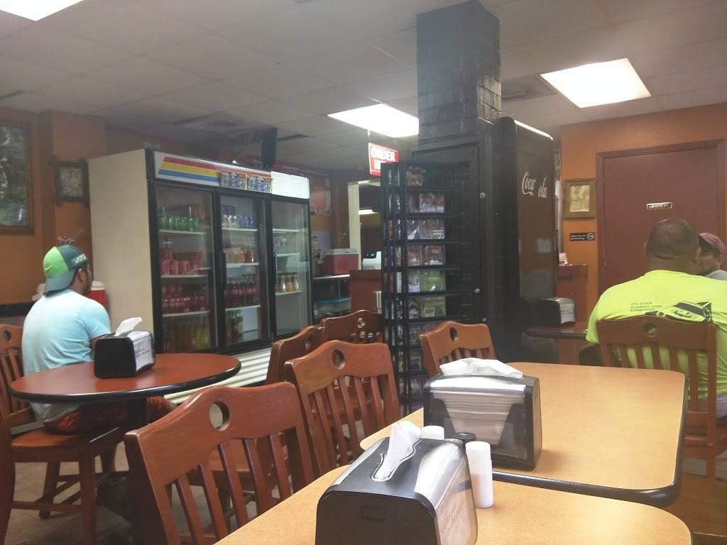 Andreas Taco Shop | restaurant | 1102 N Park St, Brenham, TX 77833, USA | 9792517078 OR +1 979-251-7078