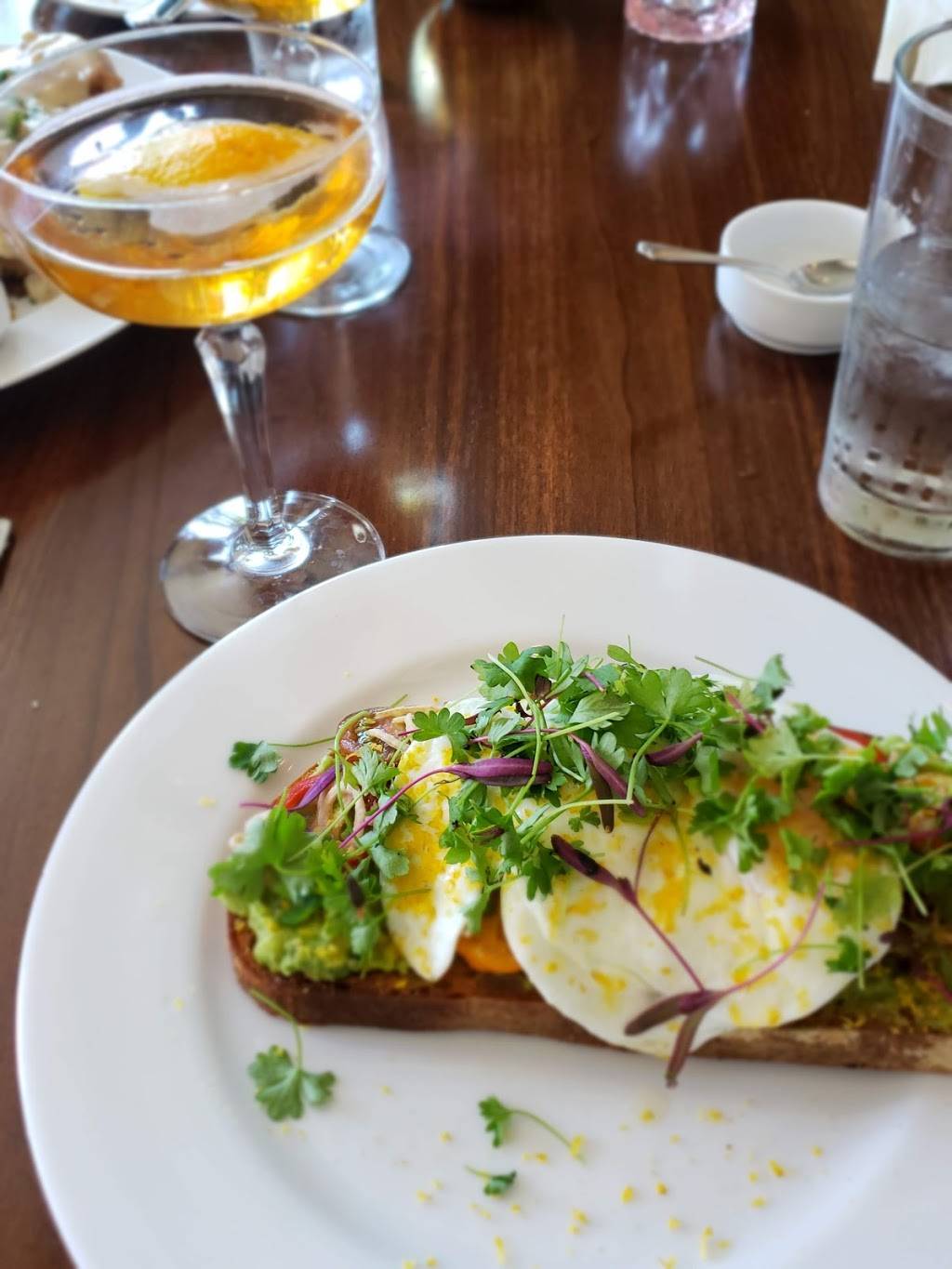 Red Herring | restaurant | 1661 Colorado Blvd, Los Angeles, CA 90041, USA | 3237390004 OR +1 323-739-0004