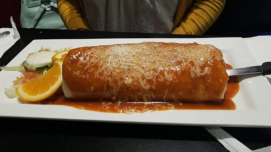 Agaves Mexican Grill | restaurant | 731 E Yosemite Ave #D, Merced, CA 95340, USA | 2095804662 OR +1 209-580-4662