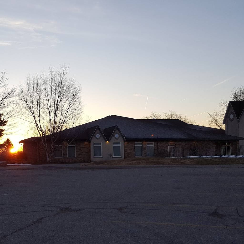 Mitchell Golf Club INC | restaurant | 81 Frances St, Mitchell, ON N0K 1N0, Canada | 5193488991 OR +1 519-348-8991