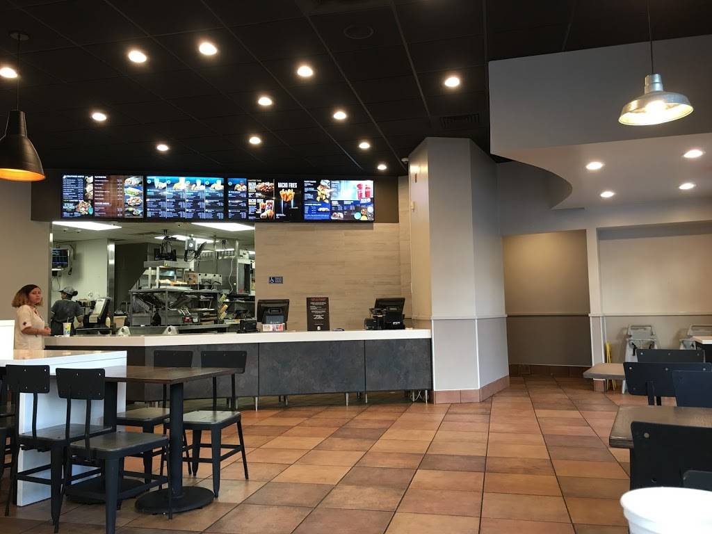 Taco Bell | meal takeaway | 4681 King St, Arlington, VA 22206, USA | 7038202056 OR +1 703-820-2056