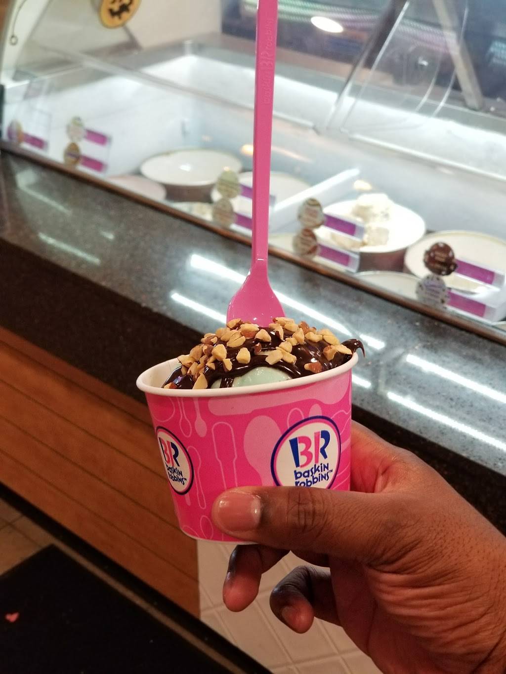 Dunkin | bakery | 8224 Champions Gate Blvd, Davenport, FL 33896, USA | 3214014072 OR +1 321-401-4072