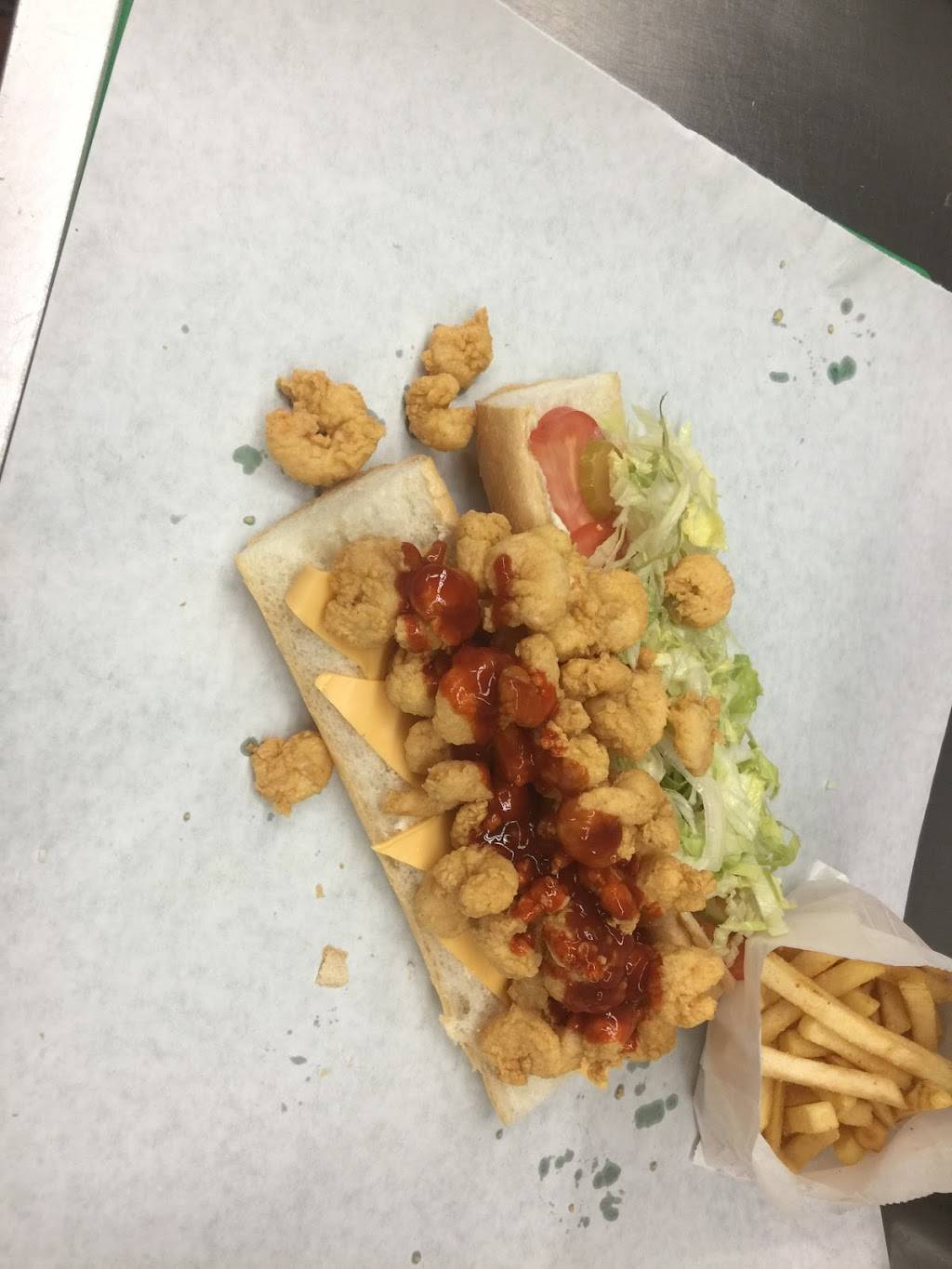 Twin Seafood | restaurant | 10240 Chef Menteur Hwy, New Orleans, LA 70127, USA | 5042467979 OR +1 504-246-7979