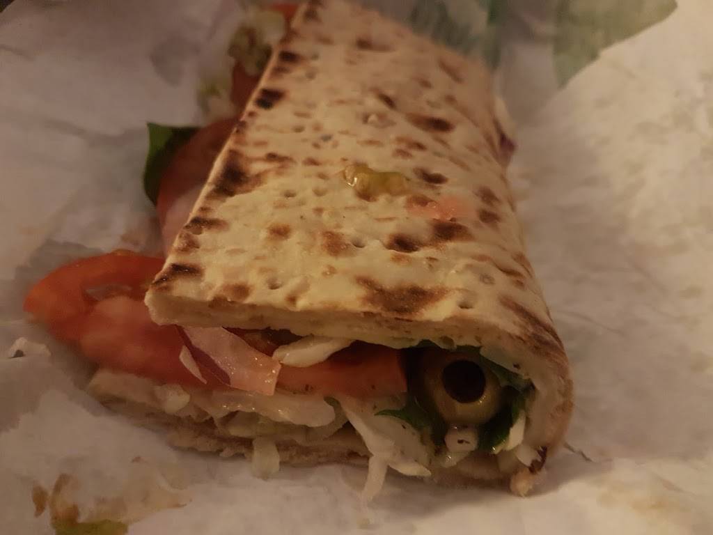 Subway | restaurant | 645 Hurontario St, Collingwood, ON L9Y 2N6, Canada | 7054434343 OR +1 705-443-4343