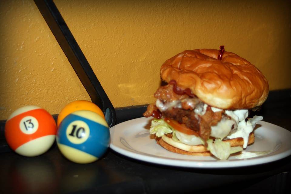 JPs Sports Bar & Grill | restaurant | 95 Hilltop Village Center Dr, Eureka, MO 63025, USA | 6369385030 OR +1 636-938-5030