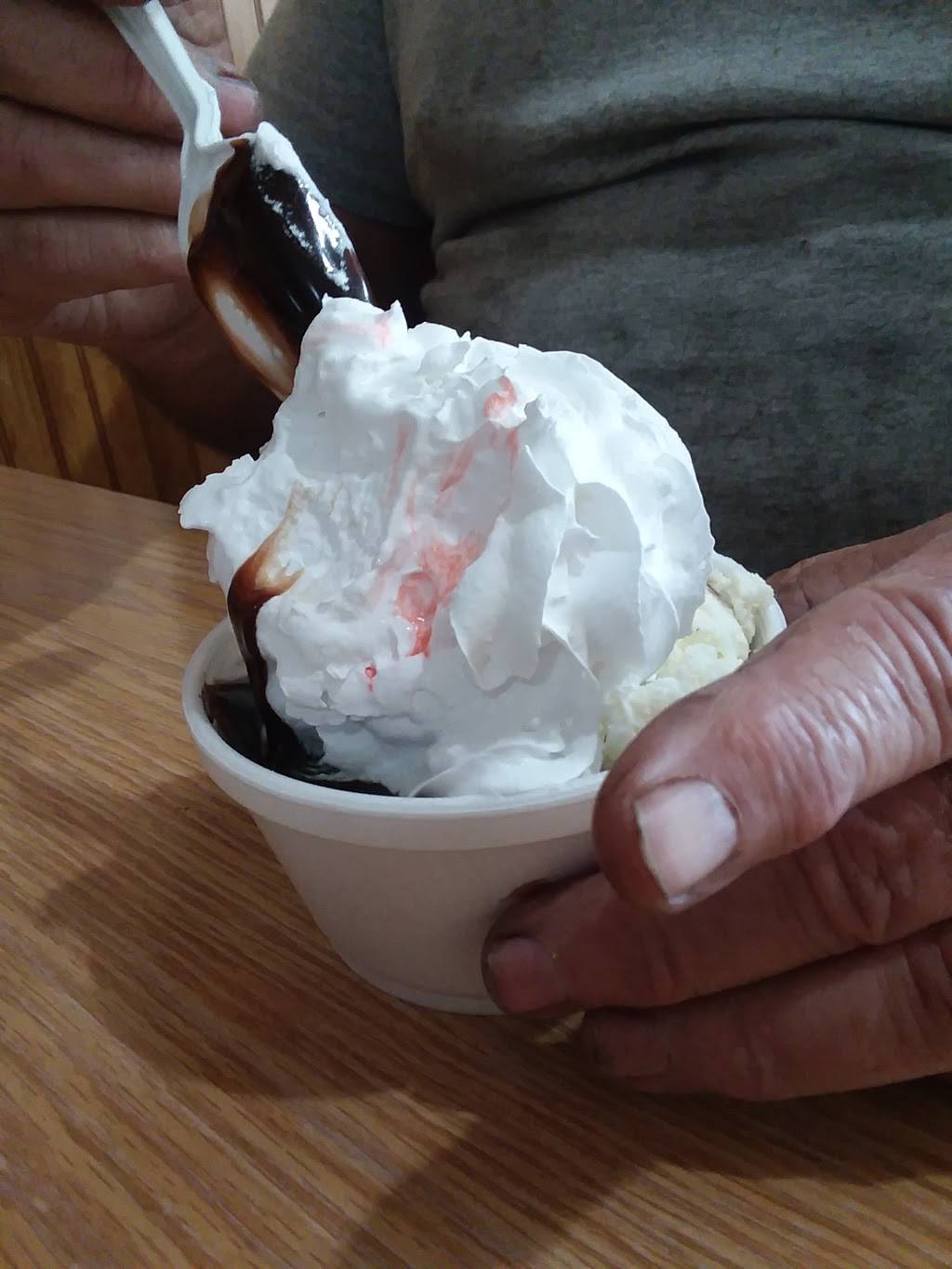 Als Famous Pizza | restaurant | 1231 NJ-166 #4, Toms River, NJ 08753, USA | 7322867070 OR +1 732-286-7070