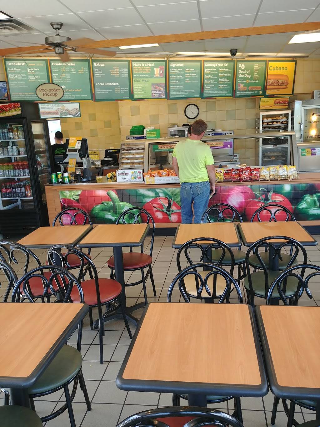Subway | restaurant | 420 Commerce St, West Salem, WI 54669, USA | 6087862225 OR +1 608-786-2225