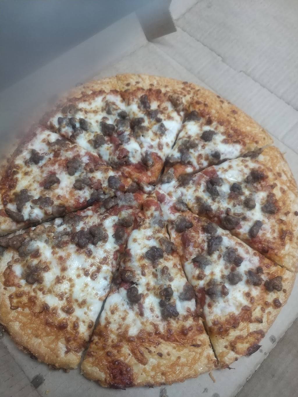 Pizza Hut | meal takeaway | 3578 Summer Ave, Memphis, TN 38122, USA | 9013274024 OR +1 901-327-4024