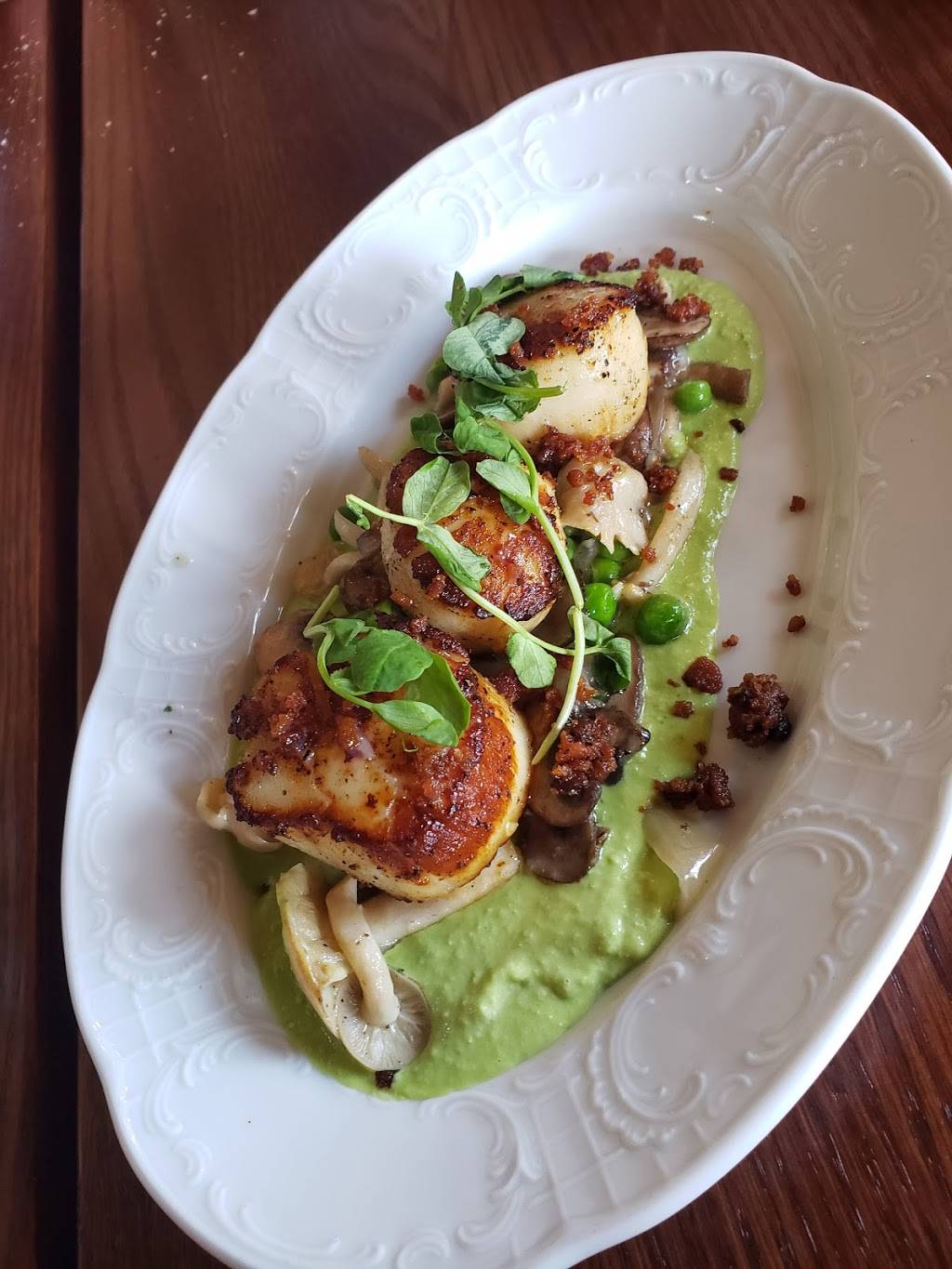 22 Bowens Wine Bar & Grille | restaurant | 22 Bowens Wharf, Newport, RI 02840, USA | 4018418884 OR +1 401-841-8884