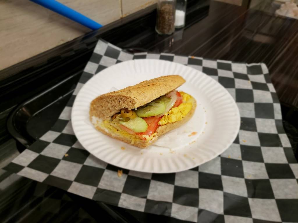 Munn-cheese | restaurant | 300 Hurley Ave, Lakewood, NJ 08701, USA | 7326740719 OR +1 732-674-0719