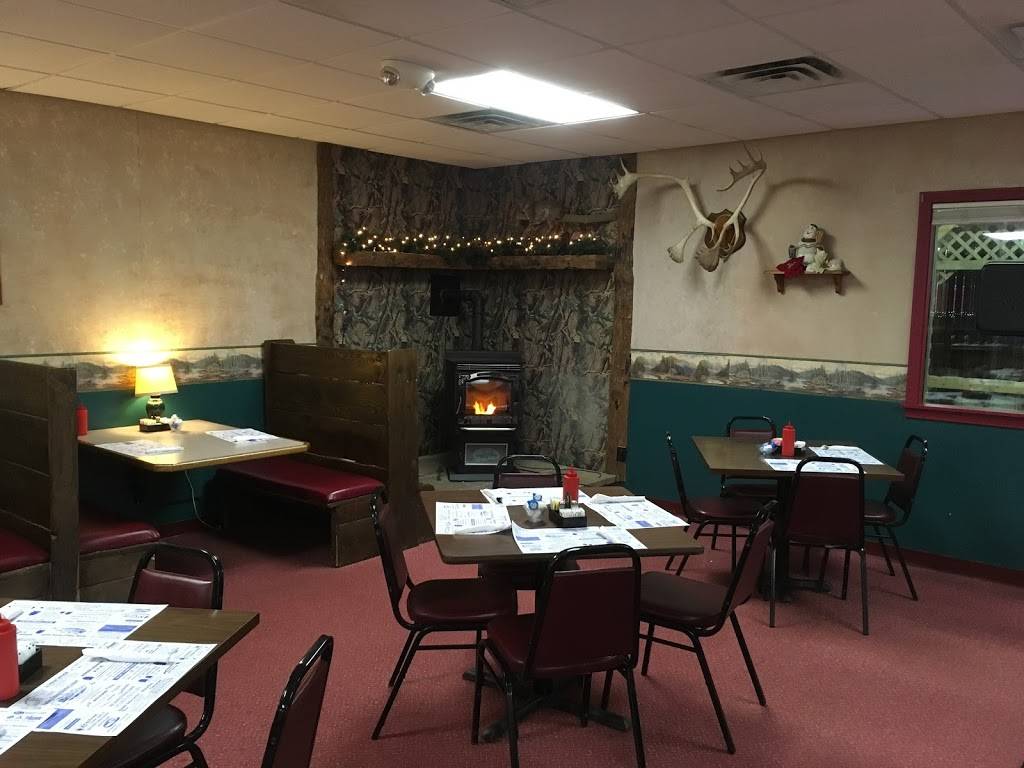 Family Ties Restaurant | restaurant | 33419 N Main St, Townville, PA 16360, USA | 8149674622 OR +1 814-967-4622