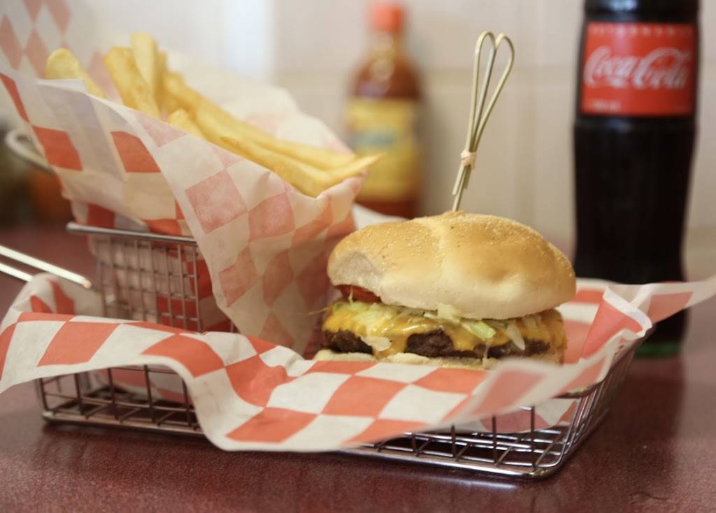 Peke’s Pozole | restaurant | 4720 S Pulaski Rd, Chicago, IL 60632, USA | 7738011136 OR +1 773-801-1136