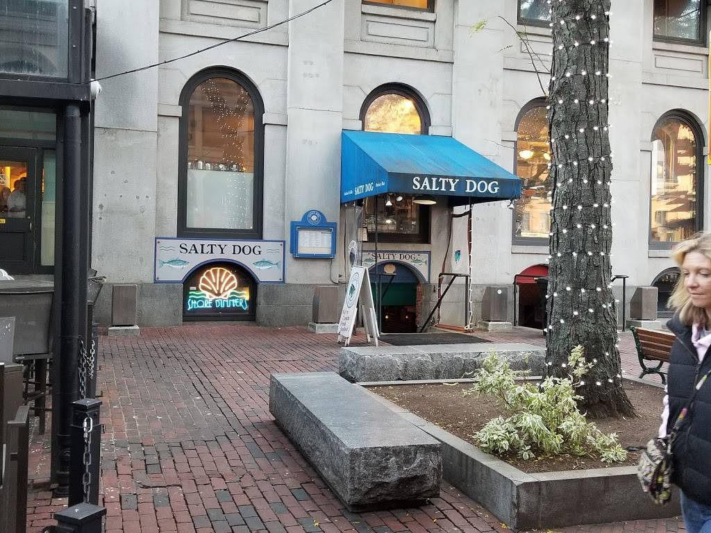 Salty Dog Seafood Grille & Bar | restaurant | 206 S Market St, Boston, MA 02109, USA | 6177422094 OR +1 617-742-2094