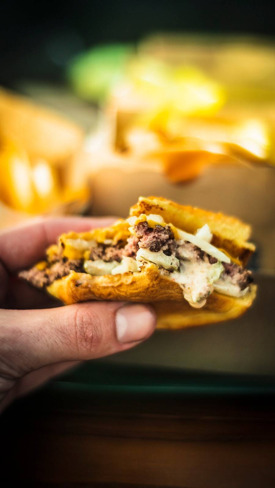 BURGERS 99 | restaurant | 131 South La Brea Ave, Los Angeles, CA 90036, USA | 3232973380 OR +1 323-297-3380