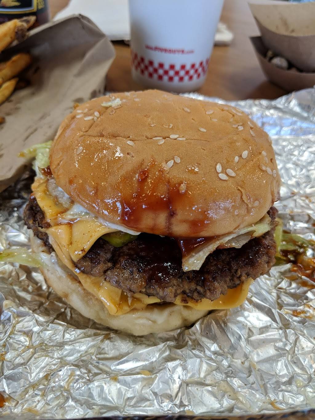 Five Guys | meal takeaway | 6134 Arlington Blvd, Falls Church, VA 22044, USA | 5713883920 OR +1 571-388-3920