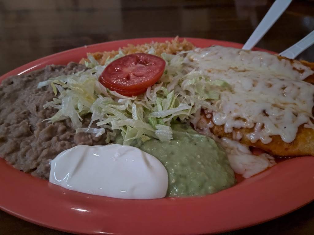 Las Cazuelas | restaurant | 3156 Del Monte Blvd, Marina, CA 93933, USA | 8319013741 OR +1 831-901-3741