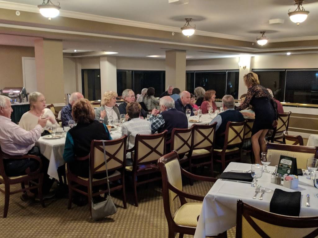 Feather Sound Country Club | restaurant | 2201 Feather Sound Dr, Clearwater, FL 33762, USA | 7275735666 OR +1 727-573-5666