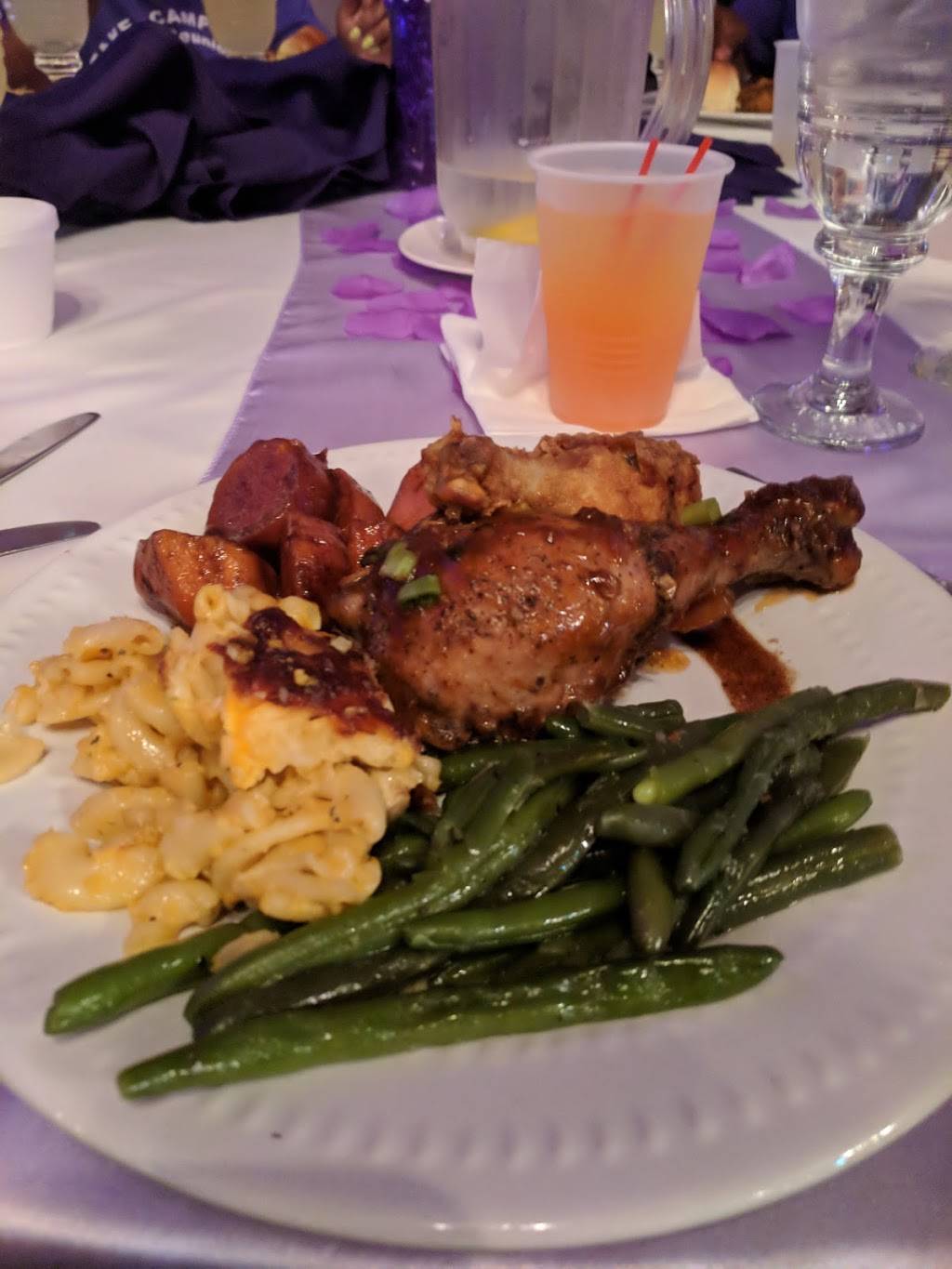 Calabash Banquet & Restaurant | restaurant | 6208 Lancaster Ave, Philadelphia, PA 19151, USA | 2158791360 OR +1 215-879-1360