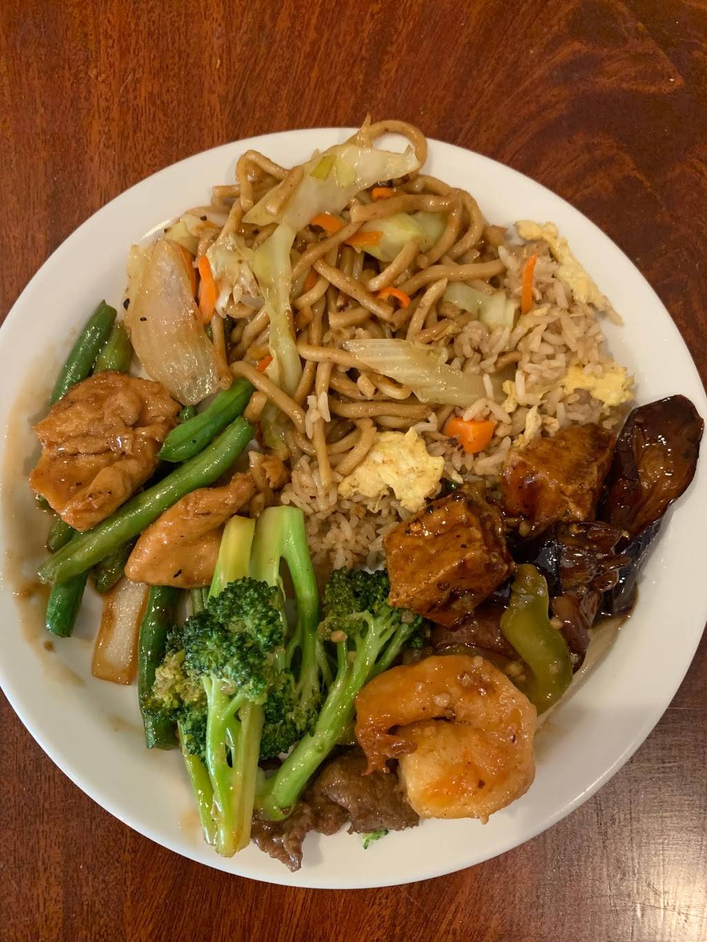 Fresh Wok Express | restaurant | 8136 Gerber Rd, Sacramento, CA 95828, USA | 9165855698 OR +1 916-585-5698