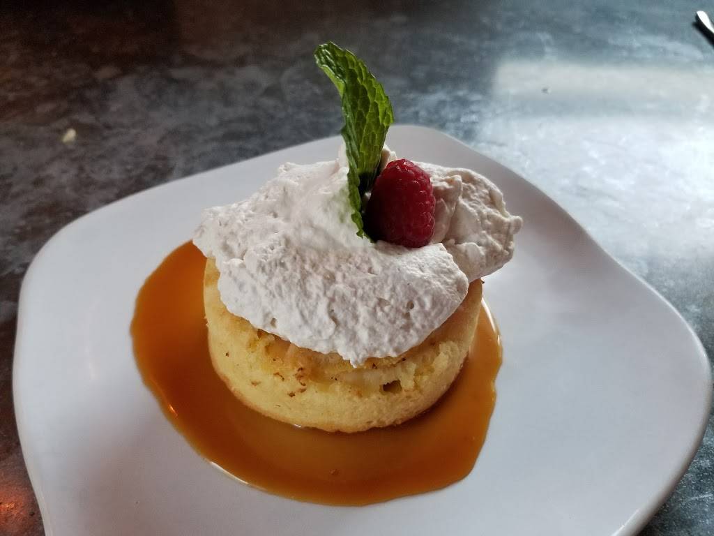 Field & Tides | restaurant | 705 E 11th St, Houston, TX 77008, USA | 7138616143 OR +1 713-861-6143