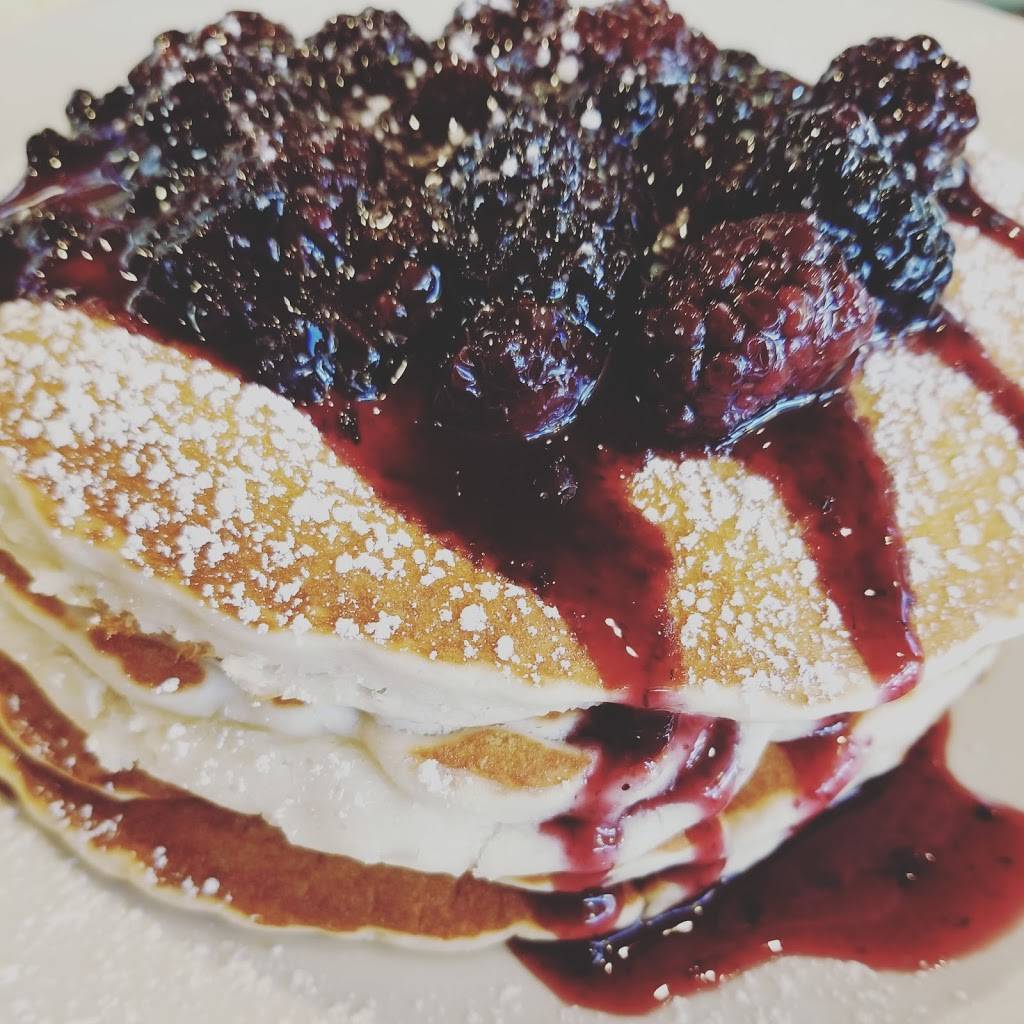 Sophias House of Pancakes | restaurant | 1647 Mall Dr, Benton Harbor, MI 49022, USA | 2699347688 OR +1 269-934-7688