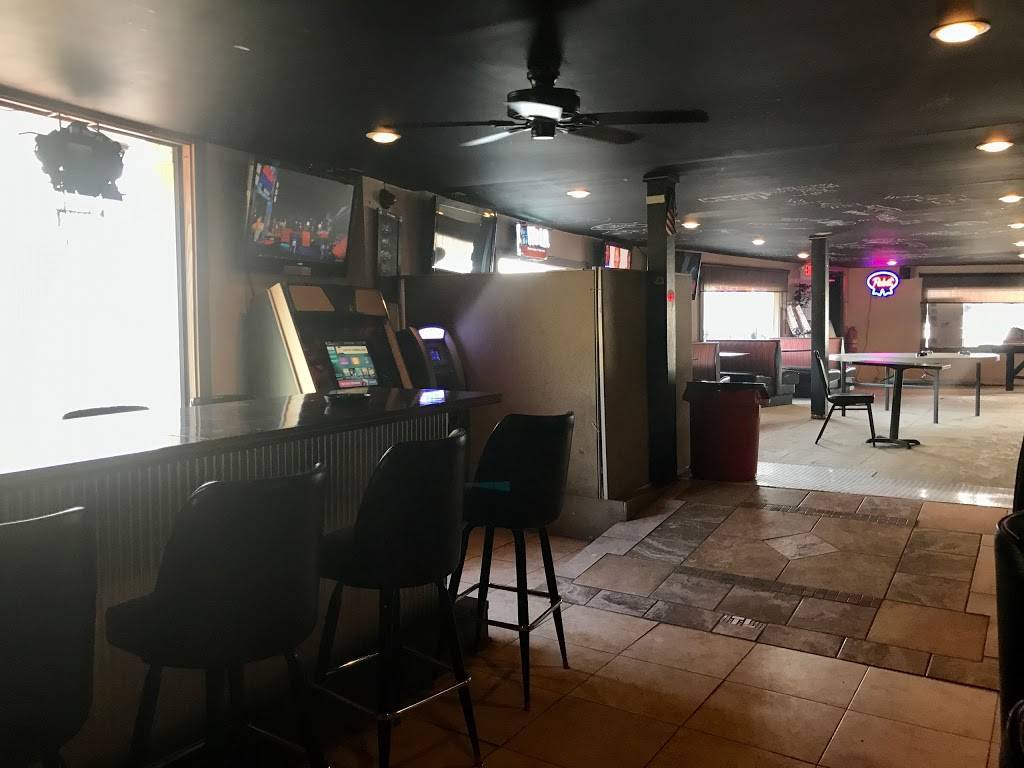 River Bend Sports Bar & Grill | restaurant | 108 Hurd Shoals Rd, Adger, AL 35006, USA | 2054913390 OR +1 205-491-3390