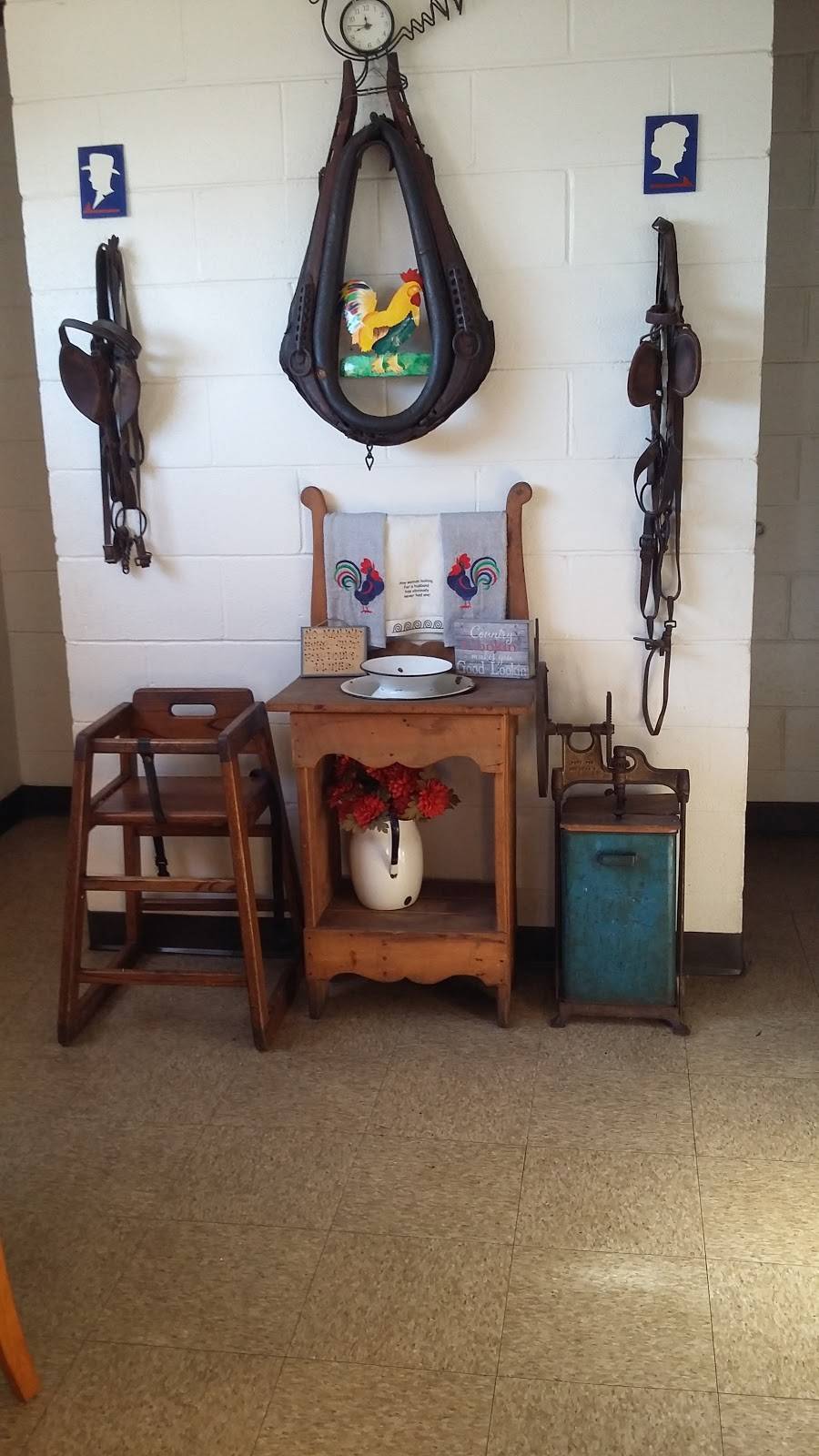 Forks Country Restaurant | restaurant | 1619 Forest Rd, Bedford, VA 24523, USA | 5405869041 OR +1 540-586-9041