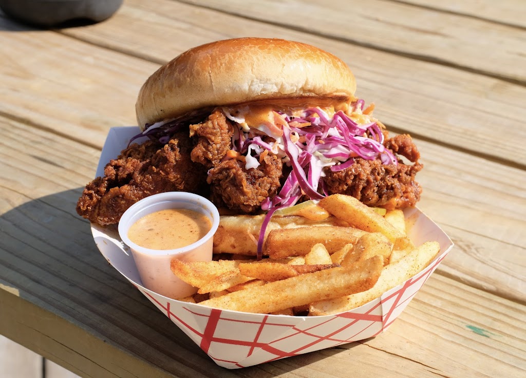 Chubby Boy’s Burgers | restaurant | 948 W Fulton Market, Chicago, IL 60607, USA | 7738761091 OR +1 773-876-1091