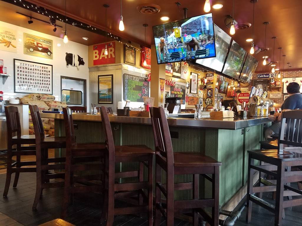 Primanti Bros. | restaurant | 5555 Youngstown Warren Rd, Niles, OH 44446, USA | 3305050018 OR +1 330-505-0018