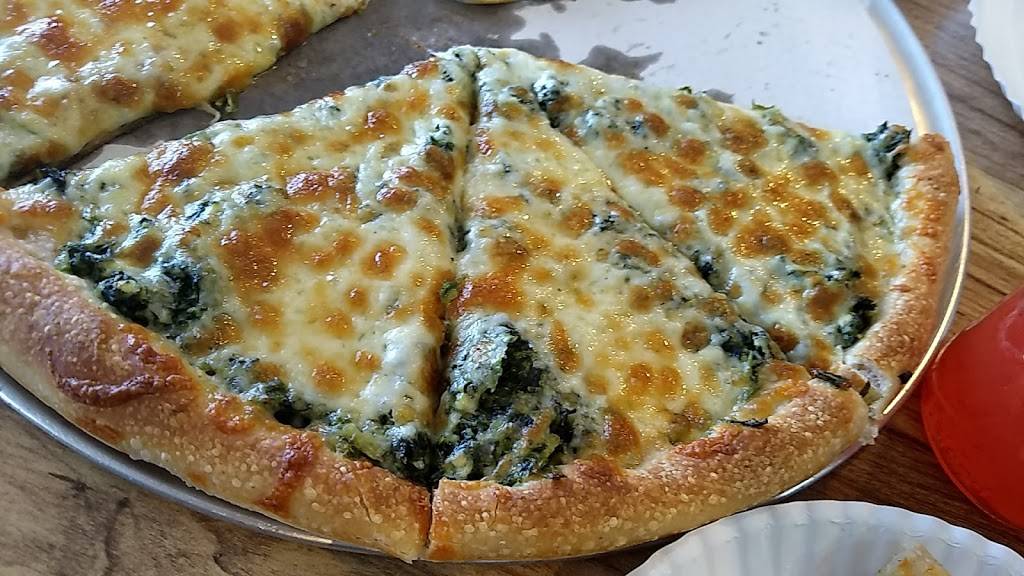 Kinsley House Of Pizza | restaurant | 118 Kinsley St, Nashua, NH 03060, USA | 6038820554 OR +1 603-882-0554