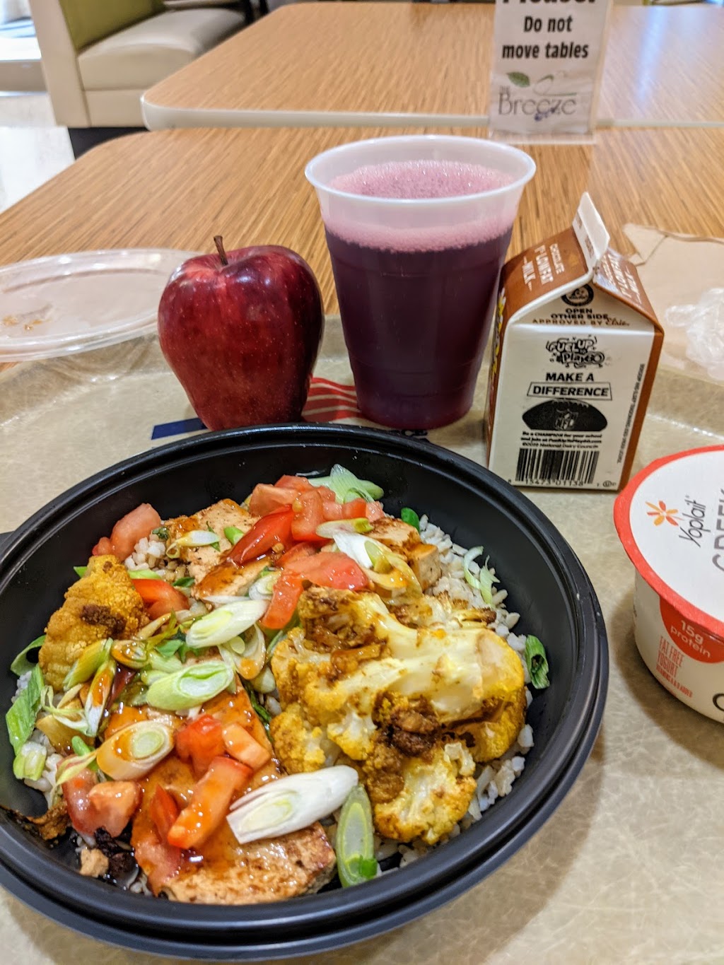 The Breeze Dining Facility | restaurant | D Ave, Eglin AFB, FL 32542, USA | 8508822525 OR +1 850-882-2525