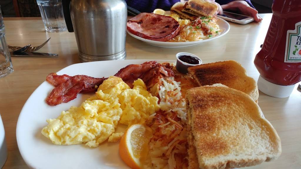 Sharis Cafe and Pies | bakery | 900 Beltline Rd, Springfield, OR 97477, USA | 5417416044 OR +1 541-741-6044